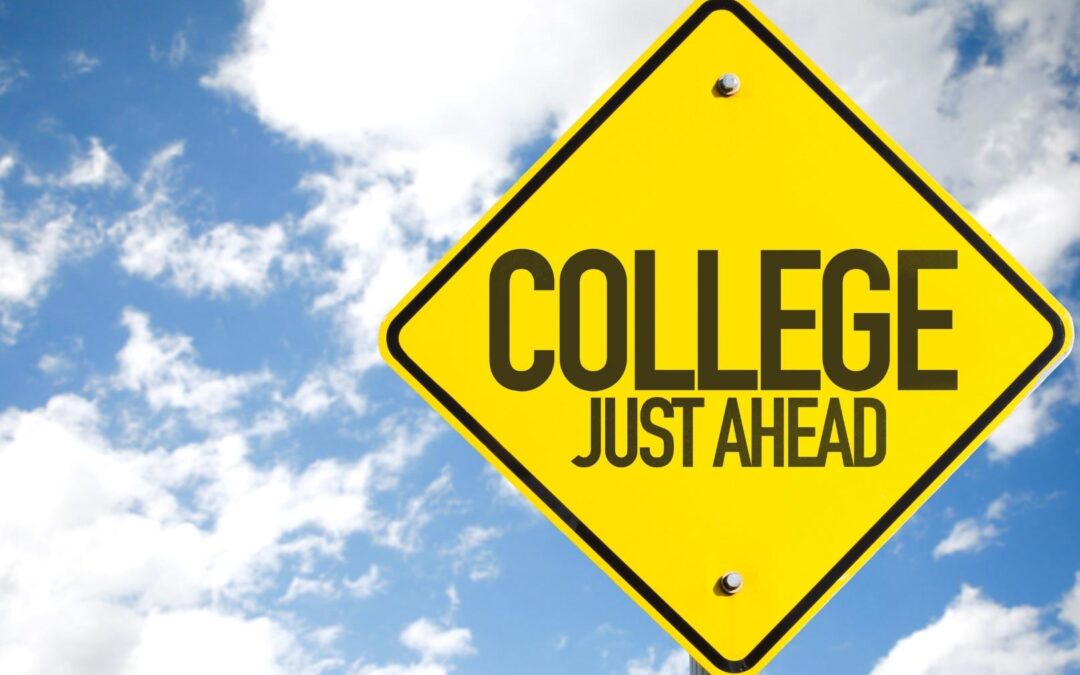 Colleges & Scholarships: What to Know Before Choosing a College